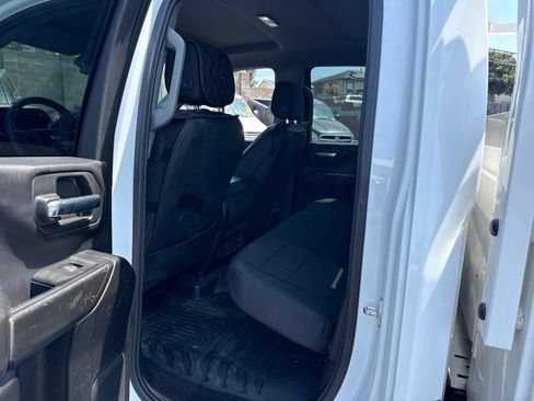 Used 2024 Chevrolet Silverado 2500 W/T w/ WT Convenience Package AWD/4WD image 5
