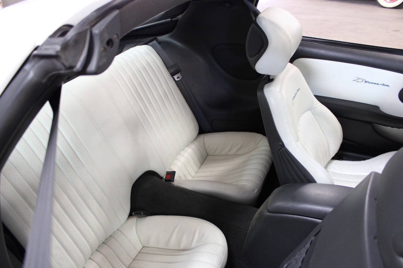 Used 1994 Pontiac Firebird Coupe RWD image 32