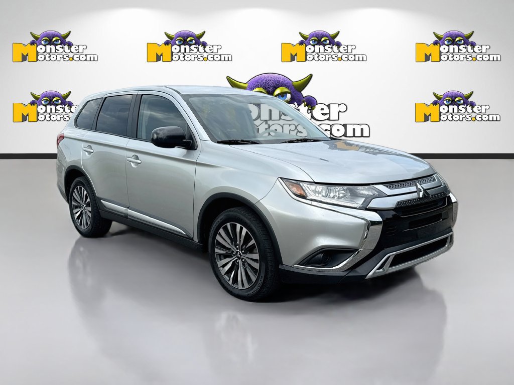 Used 2020 Mitsubishi Outlander ES FWD image 3