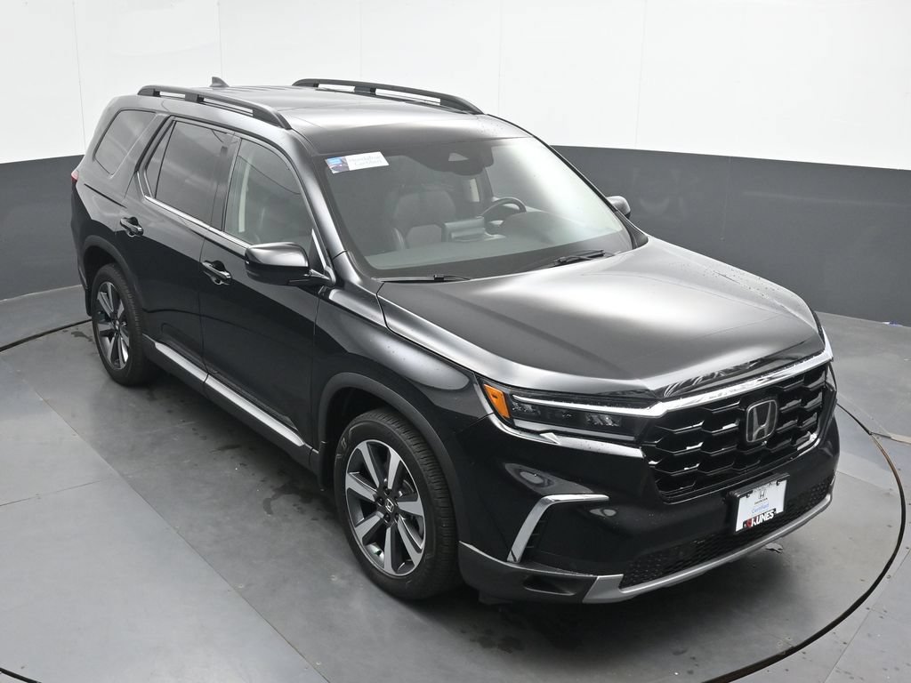 Used 2025 Honda Pilot Touring image 28