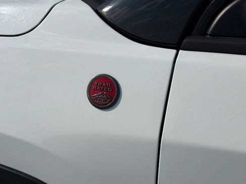 Used 2024 Jeep Compass Trailhawk AWD/4WD image 14