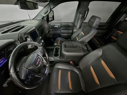 Used 2022 GMC Sierra 2500 AT4 AWD/4WD image 5