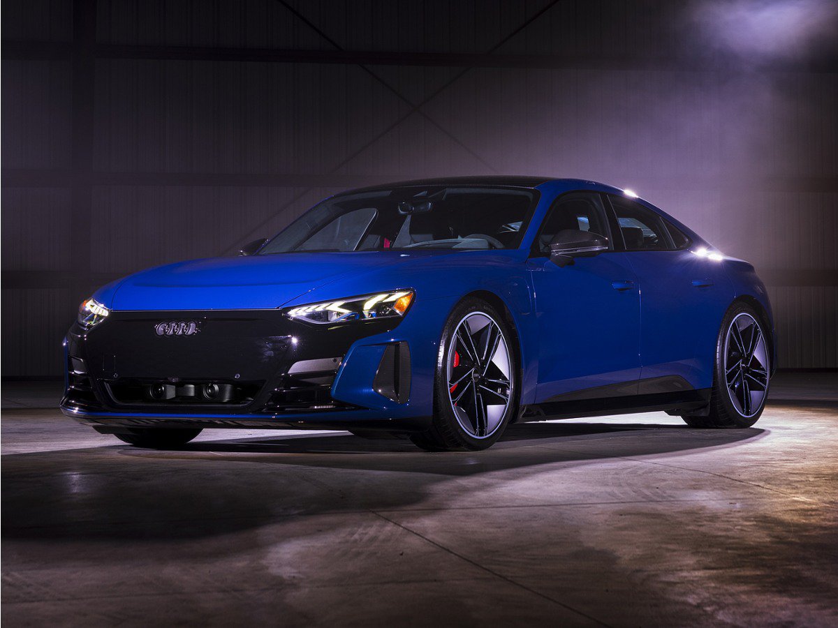 Used 2022 Audi e-tron GT Premium Plus AWD/4WD image 1