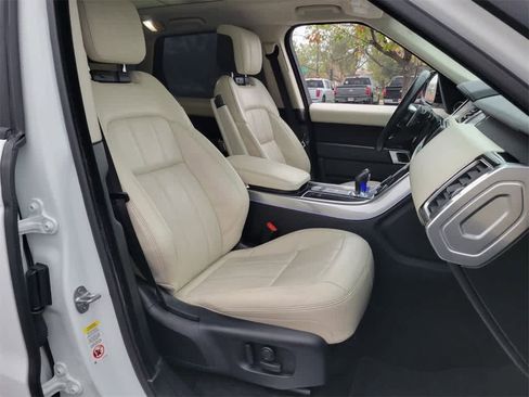 Used 2020 Land Rover Range Rover Sport HSE Dynamic image 15
