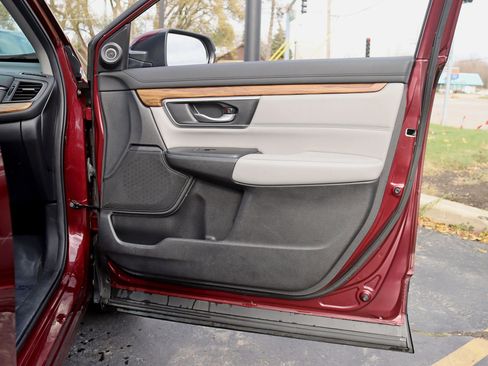 Used 2017 Honda CR-V Touring image 33