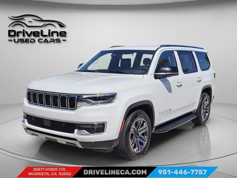 Used 2024 Jeep Wagoneer Series II w/ Flexible Seating Group image 1