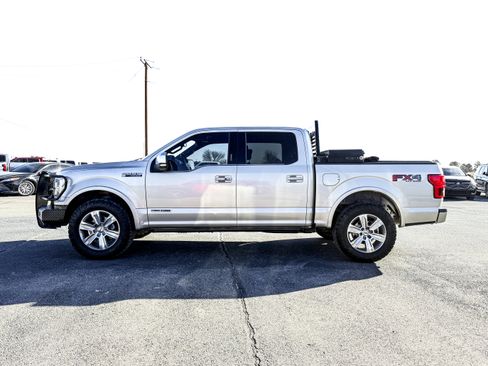Used 2018 Ford F150 Platinum w/ Equipment Group 701A Luxury image 8