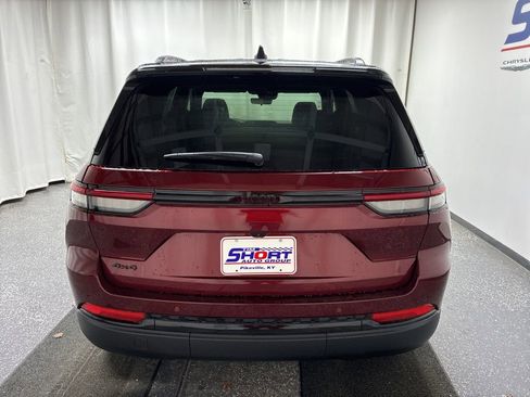 New 2025 Jeep Grand Cherokee Limited image 5