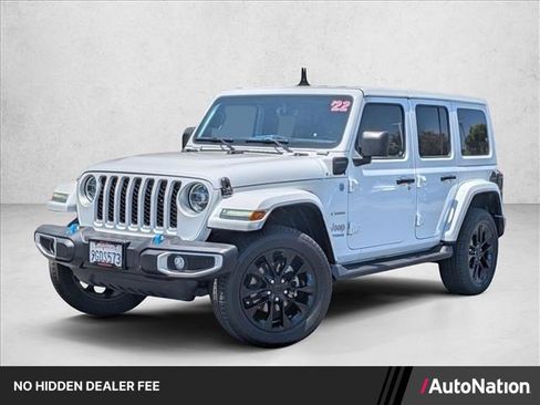 Used 2022 Jeep Wrangler Unlimited Sahara w/ Cold Weather Group AWD/4WD image 1