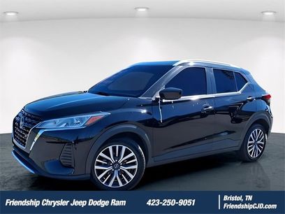 Used 2022 Nissan Kicks SV