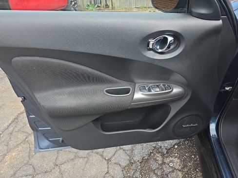 Used 2013 Nissan Juke SV w/ Midnight Edition FWD image 8