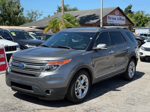 Used 2013 Ford Explorer Limited FWD image 2