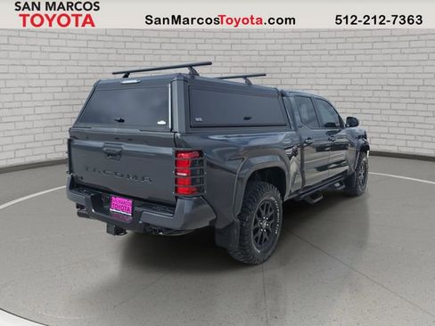 Used 2025 Toyota Tacoma SR5 image 5