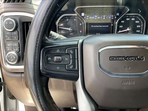 Used 2022 GMC Sierra 2500 Denali w/ Technology Package AWD/4WD image 23