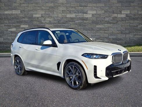 New 2026 BMW X5 xDrive50e w/ M Sport Package image 1