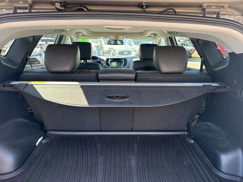 Used 2018 Hyundai Santa Fe Sport image 8