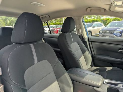 Used 2025 Nissan Sentra SV FWD image 34