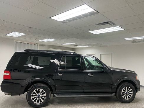 Used 2016 Ford Expedition EL XLT image 4
