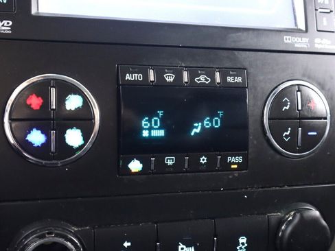 Used 2013 GMC Yukon SLT AWD/4WD image 21
