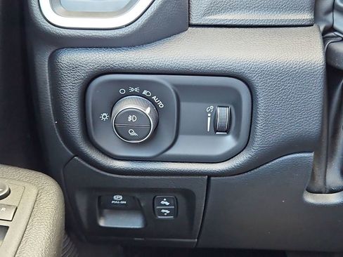 Used 2022 RAM 1500 Big Horn image 14