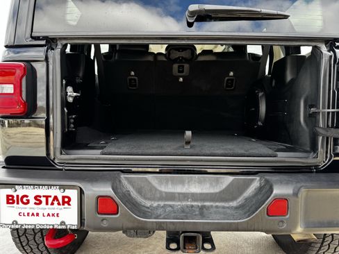 Used 2021 Jeep Wrangler Unlimited Rubicon image 30