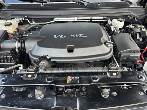 Used 2022 Chevrolet Colorado ZR2 AWD/4WD image 10