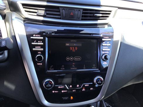 Used 2024 Nissan Murano SV w/ SV Midnight Edition Package AWD/4WD image 9