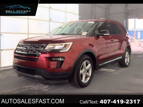 Used 2018 Ford Explorer XLT w/ Equipment Group 202A FWD image 1