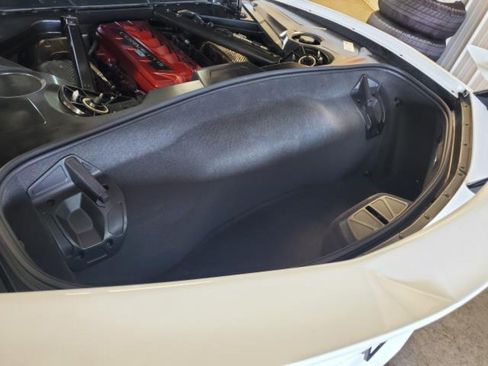 Used 2024 Chevrolet Corvette Stingray Coupe w/ Z51 Performance Package RWD image 10