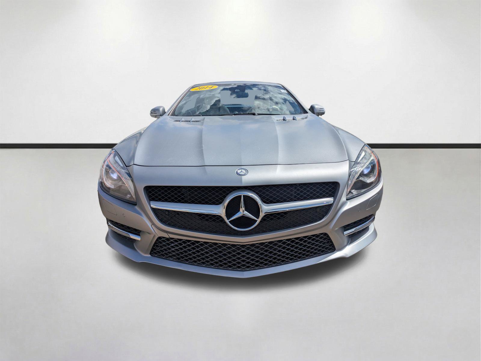 Used 2014 Mercedes-Benz SL 550 image 3