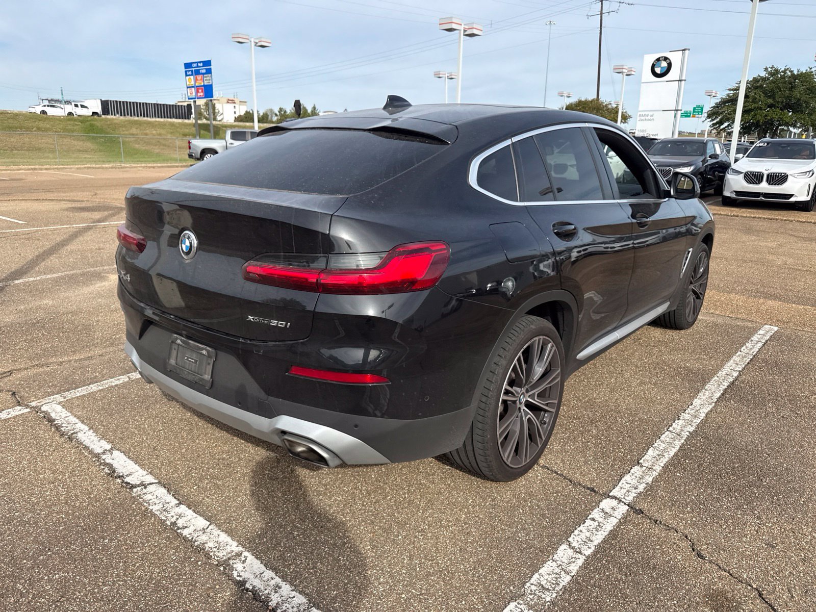 Certified 2024 BMW X4 xDrive30i w/ Premium Package AWD/4WD image 5