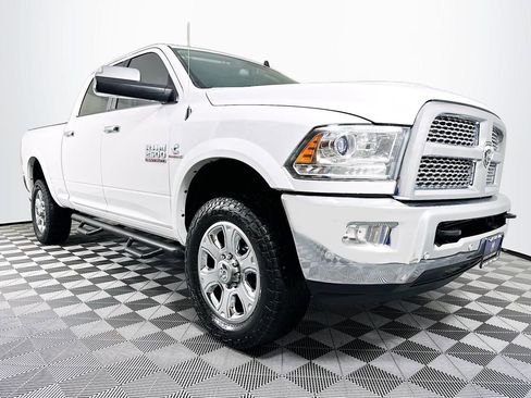 Used 2018 RAM 2500 Laramie w/ Convenience Group image 6