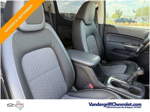 Used 2018 Chevrolet Colorado Z71 AWD/4WD image 24