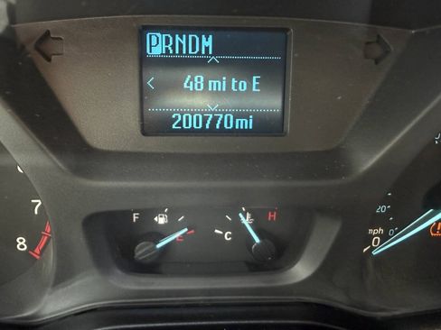 Used 2018 Ford Transit 250 148 Medium Roof RWD image 13