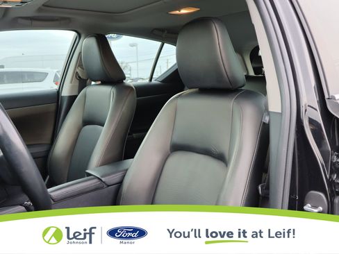 Used 2013 Lexus CT 200h image 12