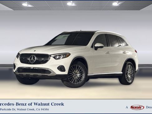 Used 2026 Mercedes-Benz GLC 300 4MATIC image 1