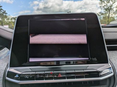 New 2025 Jeep Compass Sport image 22