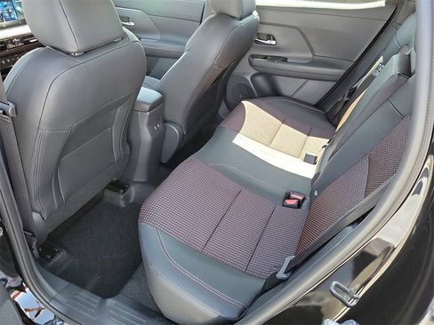 New 2026 Nissan Kicks SR w/ Illumination Package FWD image 12
