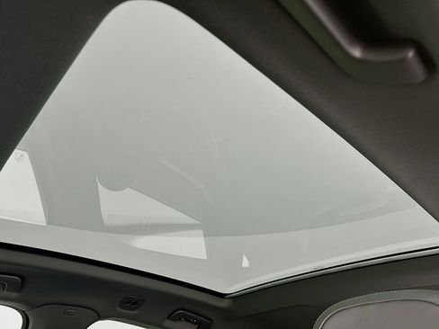New 2026 Porsche Cayenne Coupe AWD/4WD image 23