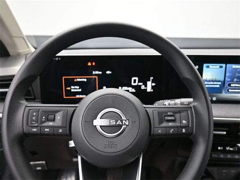 New 2026 Nissan Kicks SV image 18