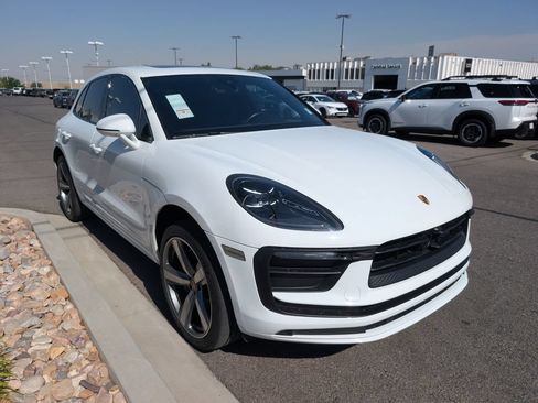 Used 2024 Porsche Macan AWD/4WD image 4