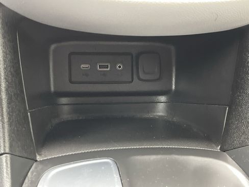 Certified 2024 Chevrolet Equinox LS image 20