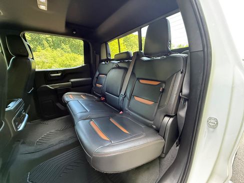 Used 2020 GMC Sierra 1500 AT4 w/ AT4 Premium Package AWD/4WD image 29