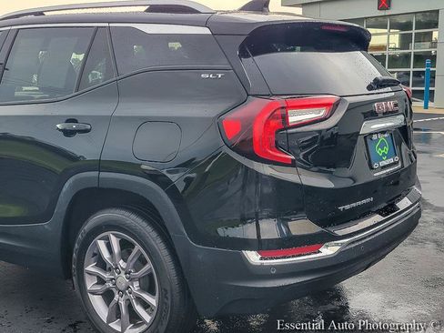 Certified 2023 GMC Terrain SLT w/ LPO, Floor Liner Package FWD image 8