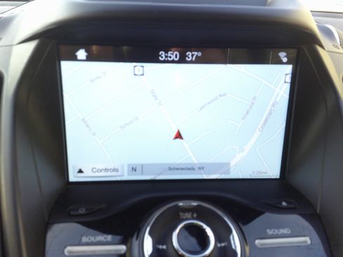 Used 2017 Ford Escape Titanium image 25