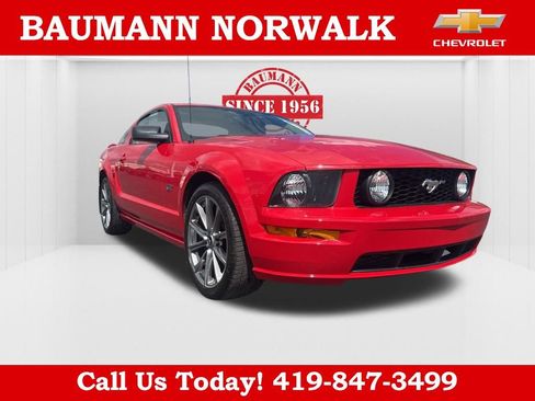 Used 2007 Ford Mustang GT RWD image 1