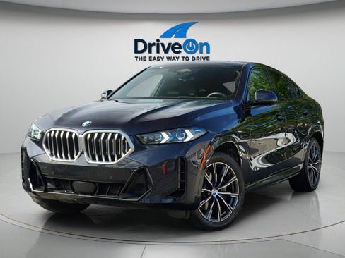 Used 2024 BMW X6 xDrive40i w/ Premium Package AWD/4WD image 2