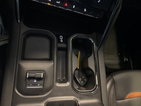 Used 2024 GMC Sierra 2500 AT4 w/ AT4 Premium Plus Package image 26