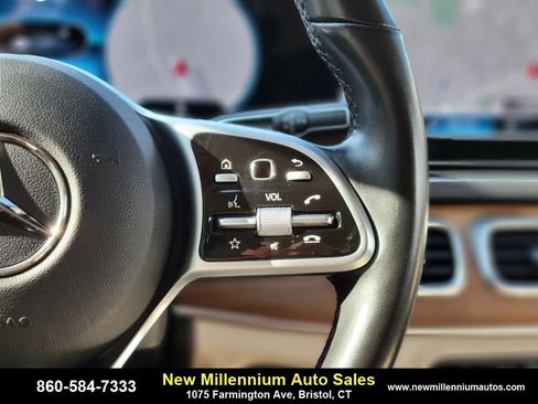 Used 2022 Mercedes-Benz GLE 350 4MATIC w/ 3rd Row Seat Package image 28