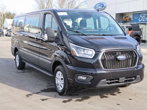 Used 2023 Ford Transit 350 XLT image 2